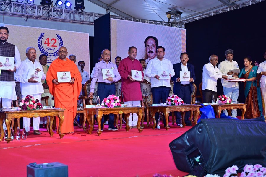 Mareyada Chetana book launch